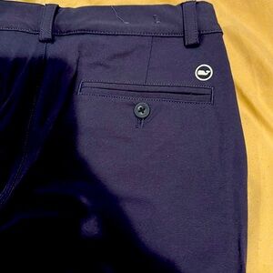 Vineyard Vines Performance dress pants navy NWOT Size 14